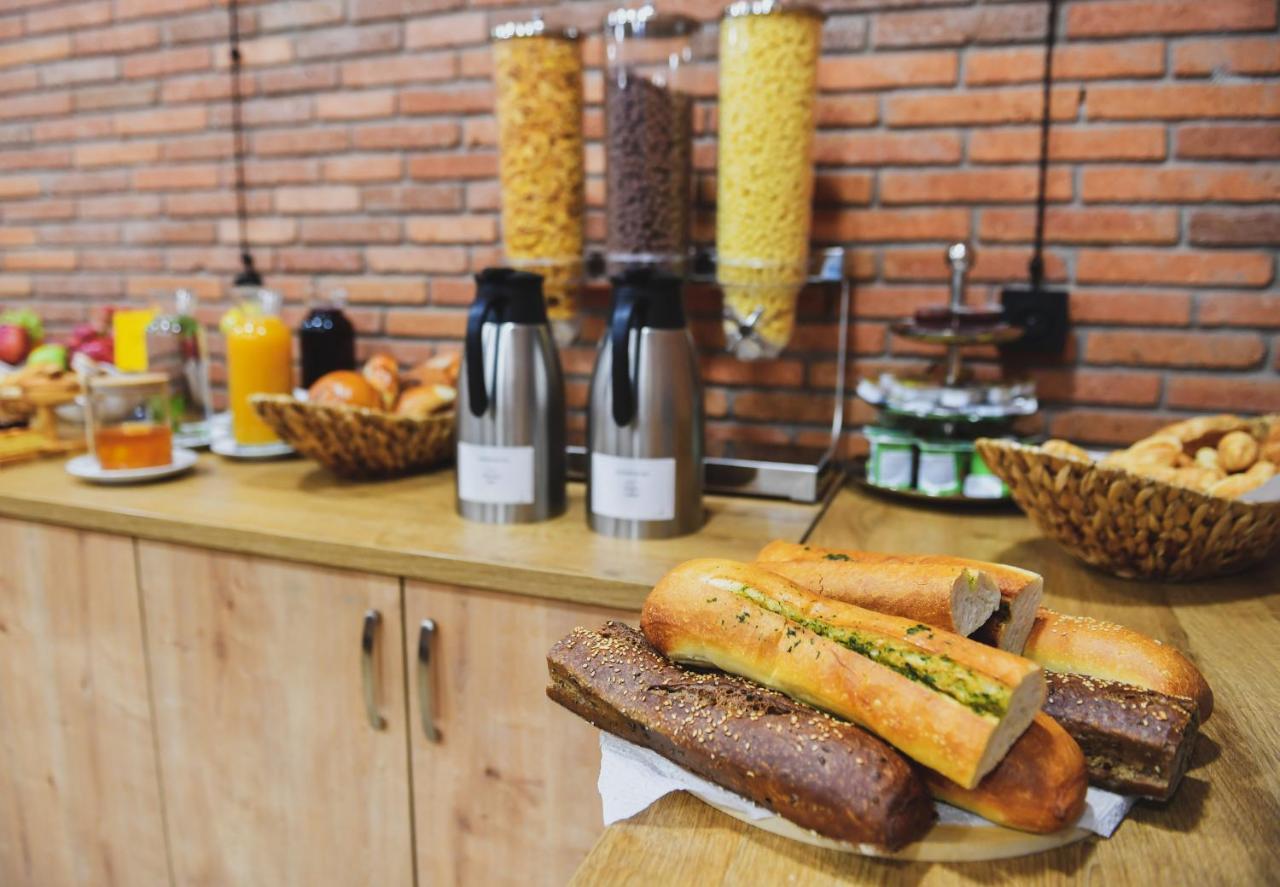 Address Boutique Hotel 트빌리시 외부 사진